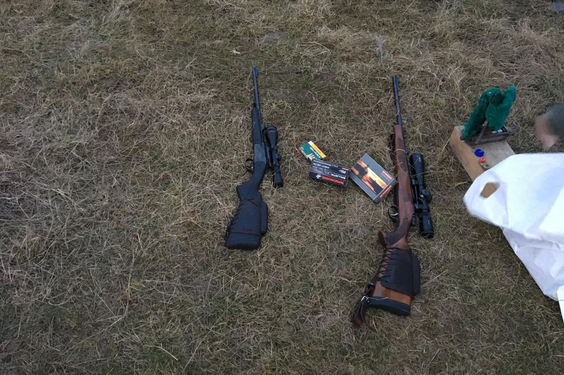 Percheziții la braconieri din Merisani