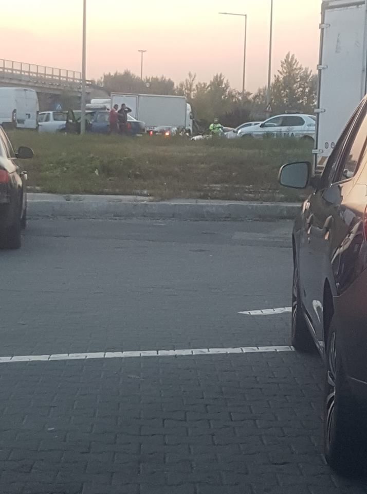 pieton lovit Podul Viilor