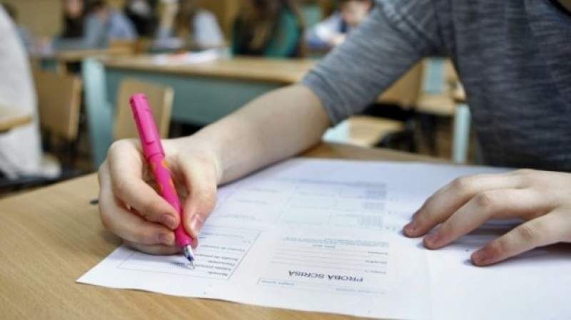procent mic de promovare la simularea de bac