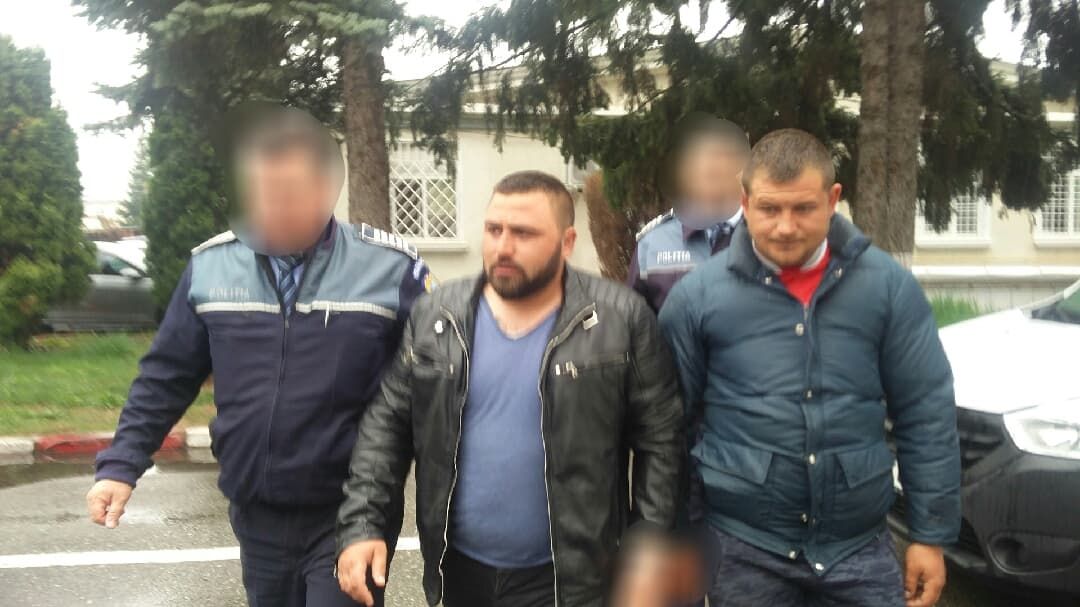 Hotii au facut paranghelie dupa spargere