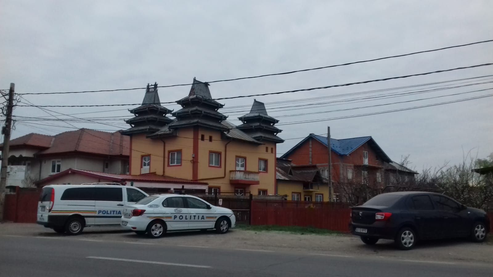 percheziții furt calificat