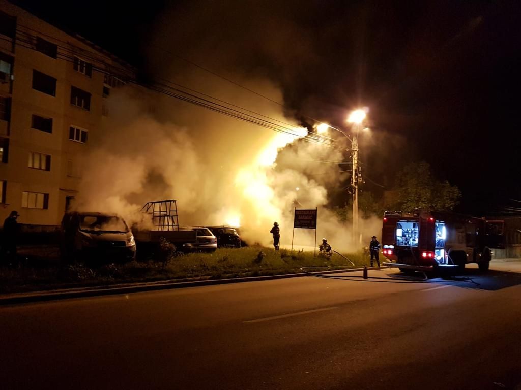 autoturisme incendiu