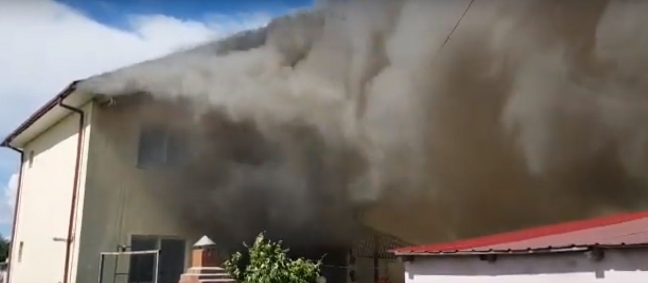 incendiu casă Albota