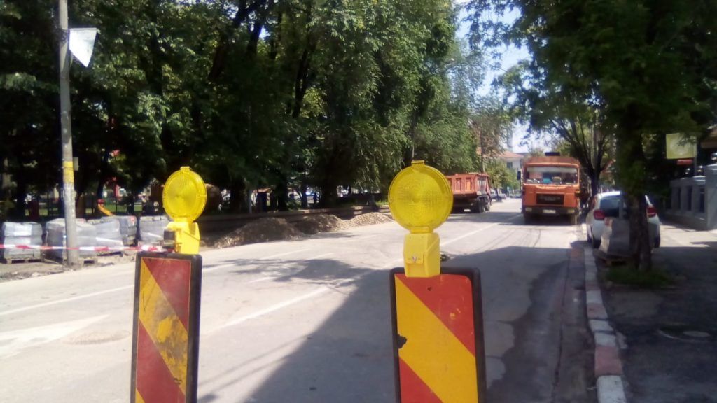 Circulație închisă pe o stradă din Pitești1