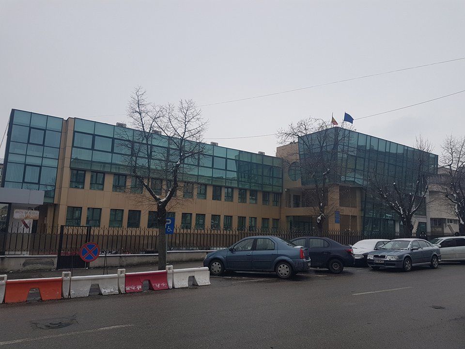 Cinci posturi vacante de procuror la Parchete din Argeș