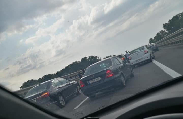 trei tamponări și un accident pe A1 (4)