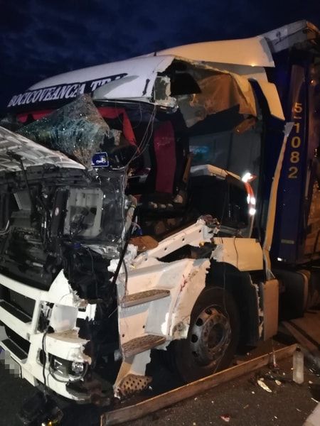 S-au lovit doua TIR-uri la Bascov, pe DN 7