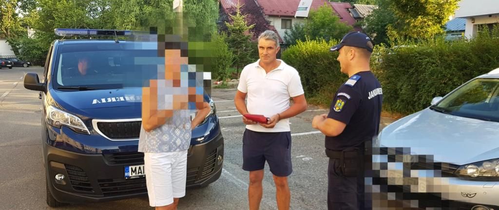 portofel restituit de un jandarm