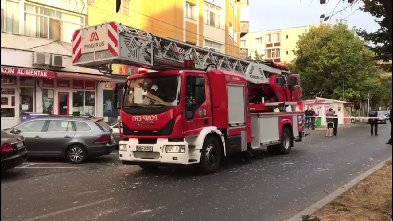 Explozie la un apartament din Piteşti