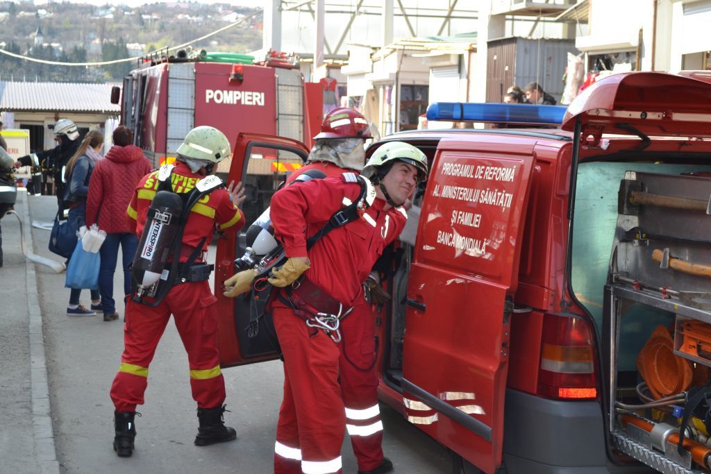 Seism la Topoloveni-Exercitiu al pompierilor