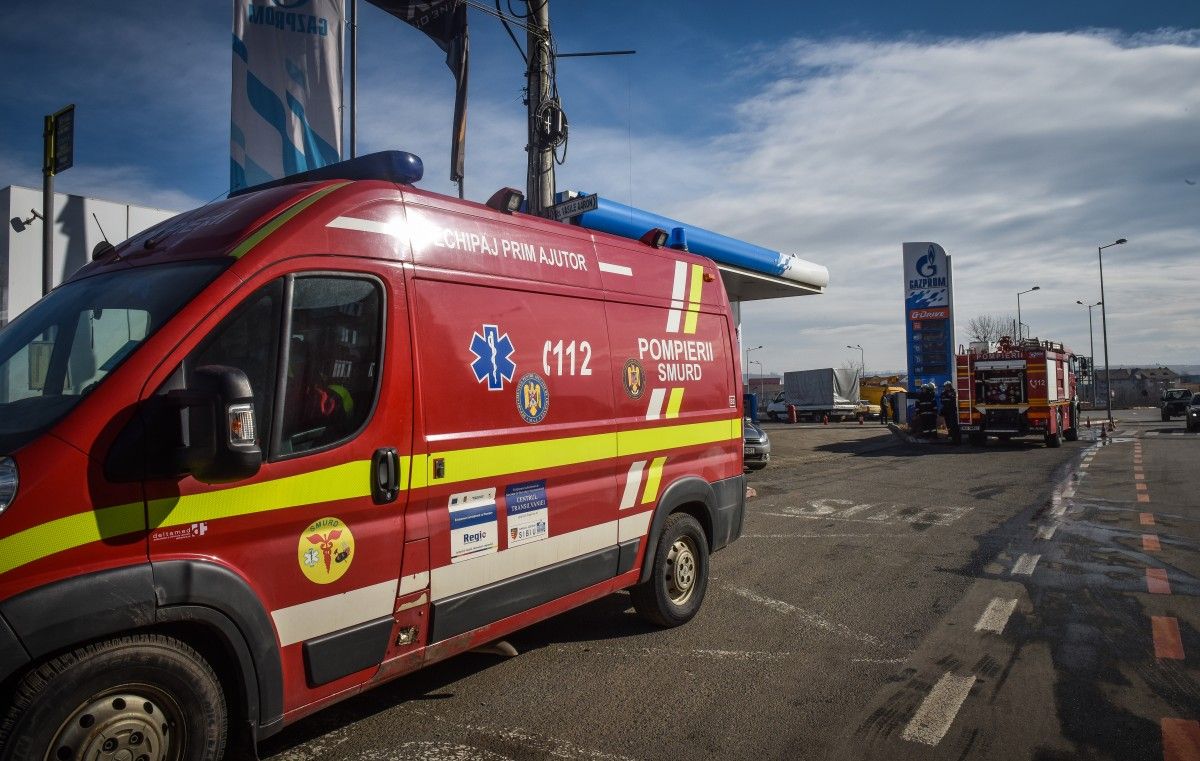 a plecat cu furtul de alimentare agațat de mașina din PECO