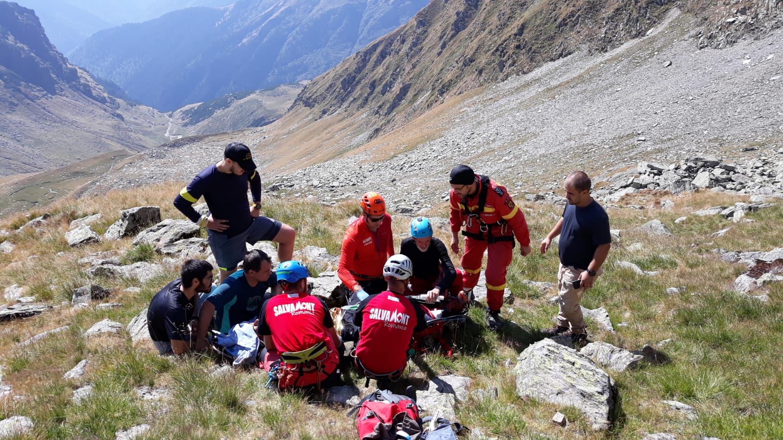 tânăr - salvamont intervenție