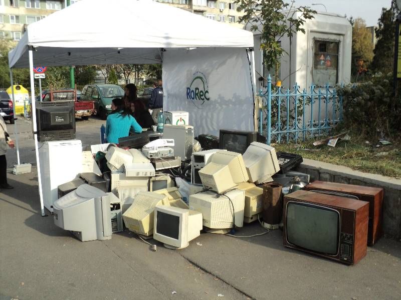 Acțiune de colectare a deșerilor electrice la Pitești