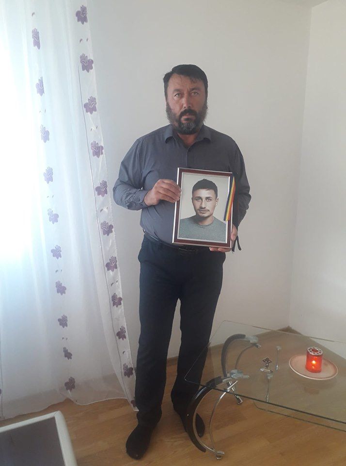 tatăl tânărului ucis