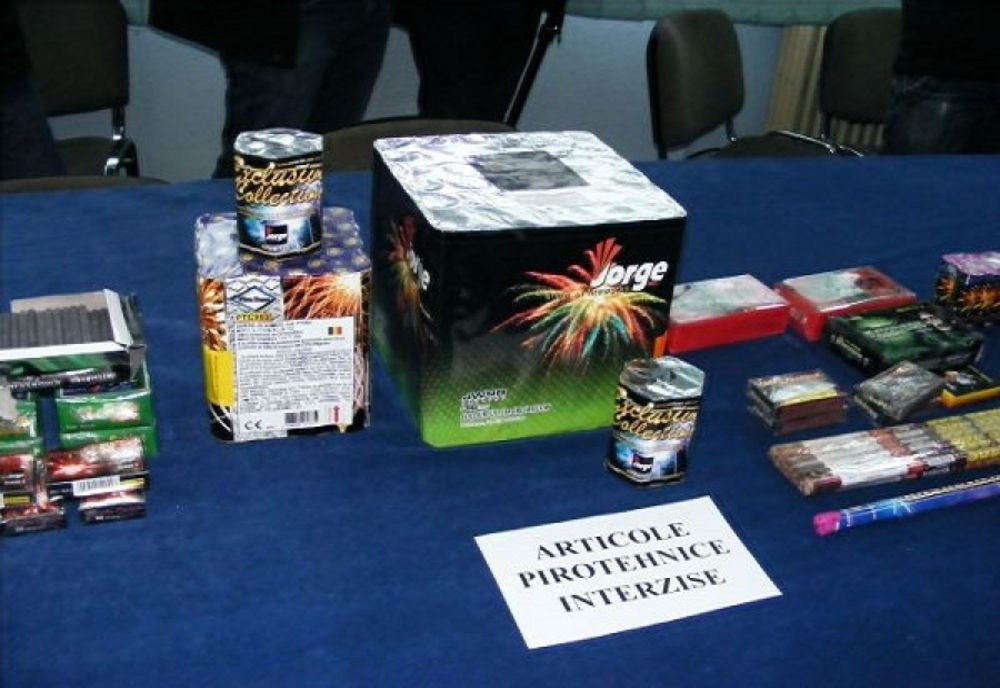 Poliţiştii argeşeni au declanşat acţiunea "Foc de artificii"