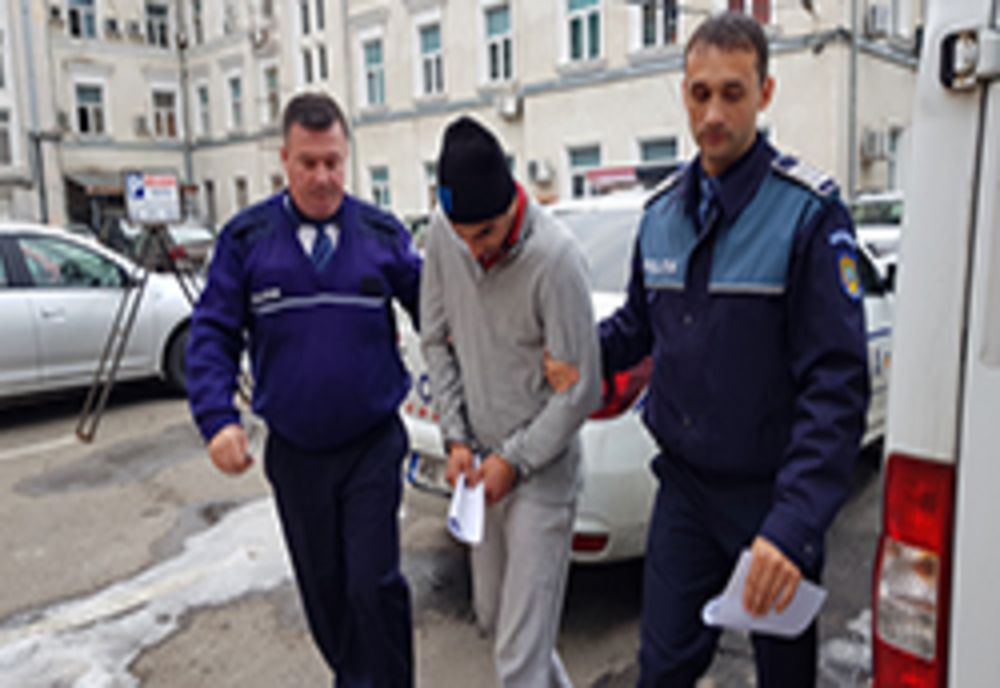 Violatorul criminal, condamnat! A primit ani grei de închisoare