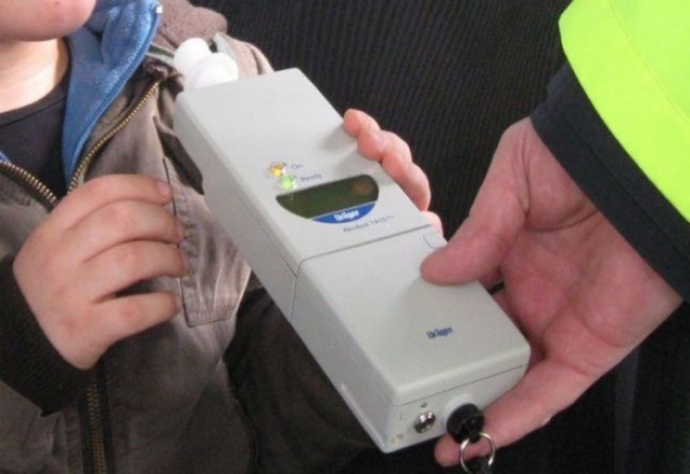 Şofer beat criţă, la volan! A refuzat recoltarea de probe biologice