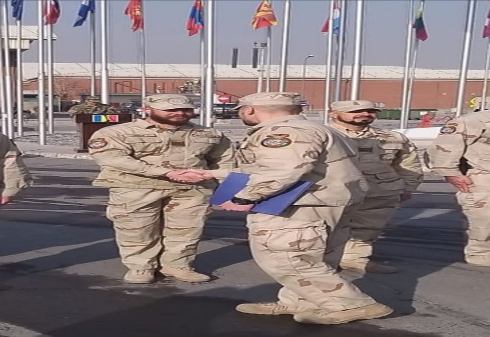 Jandarm argeşean decorat după o misiune în Afganistan
