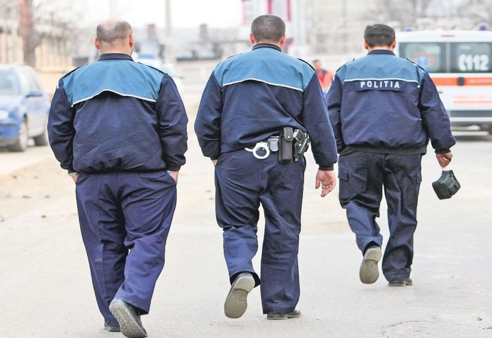Doi polițiști din Argeș trimiși în judecată pentru fapte de corupție!