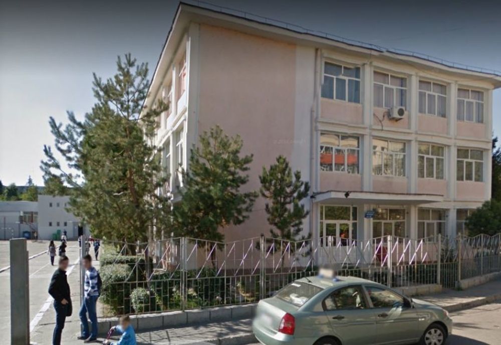 Virozele respiratorii au mai închis o școală din Pitești!