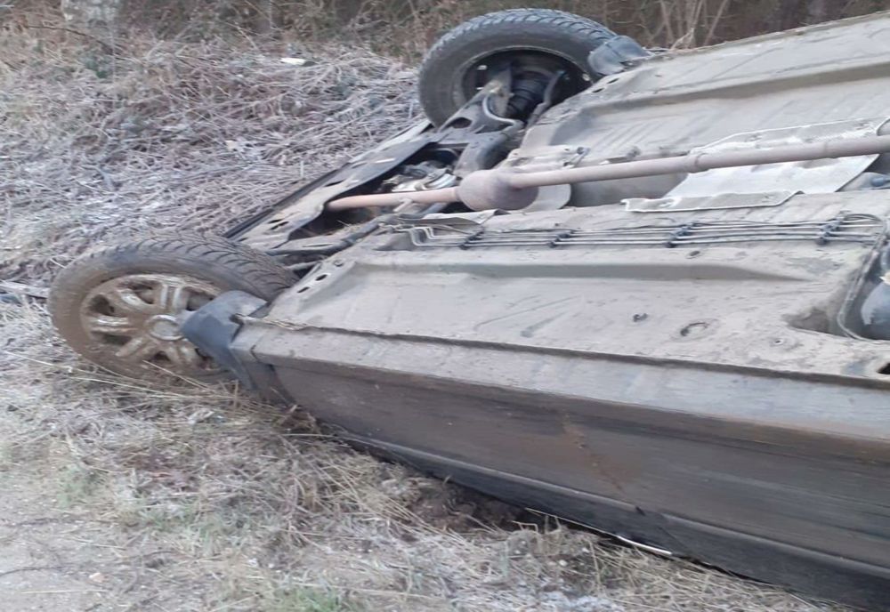 Accident în Piteşti: Un autoturism răsturnat pe Calea Drăgăneşti