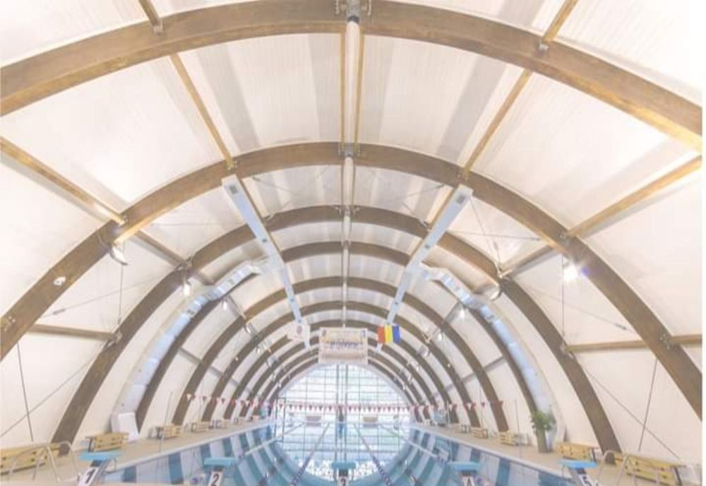 Bazinul de înot din Mioveni va fi închis vineri. Care este motivul