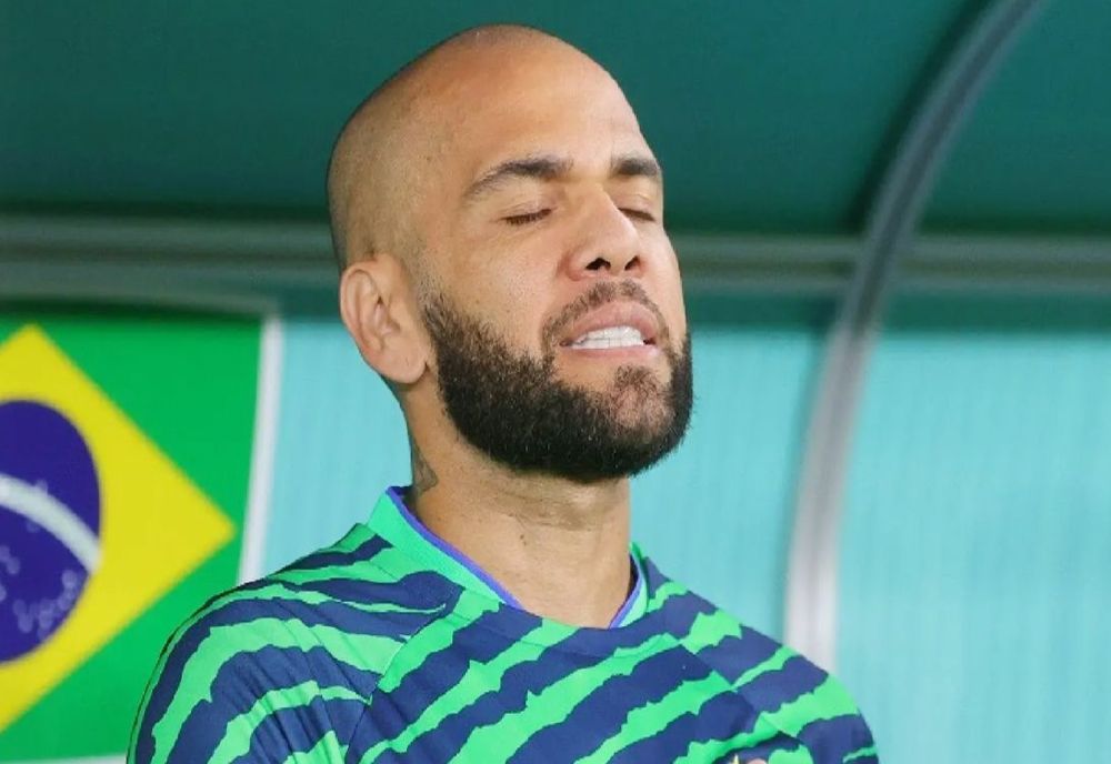 Fostul fotbalist al Barcelonei, brazilianul Dani Alves, a fost condamnat la închisoare