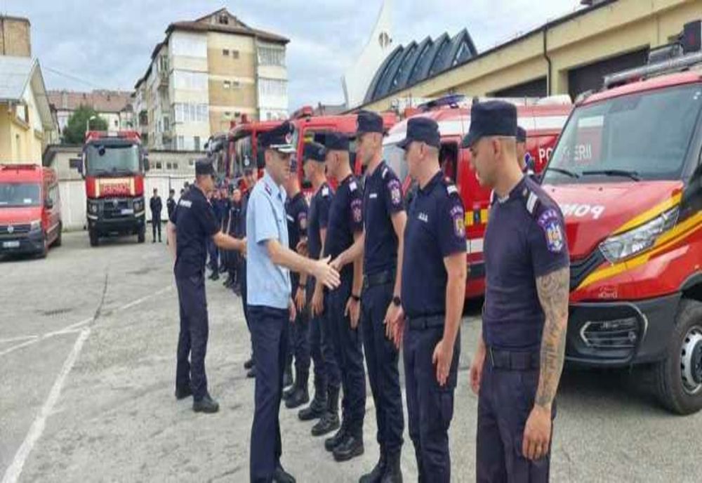 40 DE POMPIERI ROMÂNI PLEACĂ ÎN GRECIA PENTRU A STINGE INCENDIILE