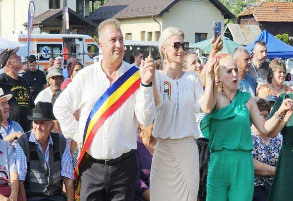 COMUNA ȚIȚEȘTI, 402 ANI DE ISTORIE ȘI TRADIȚIE