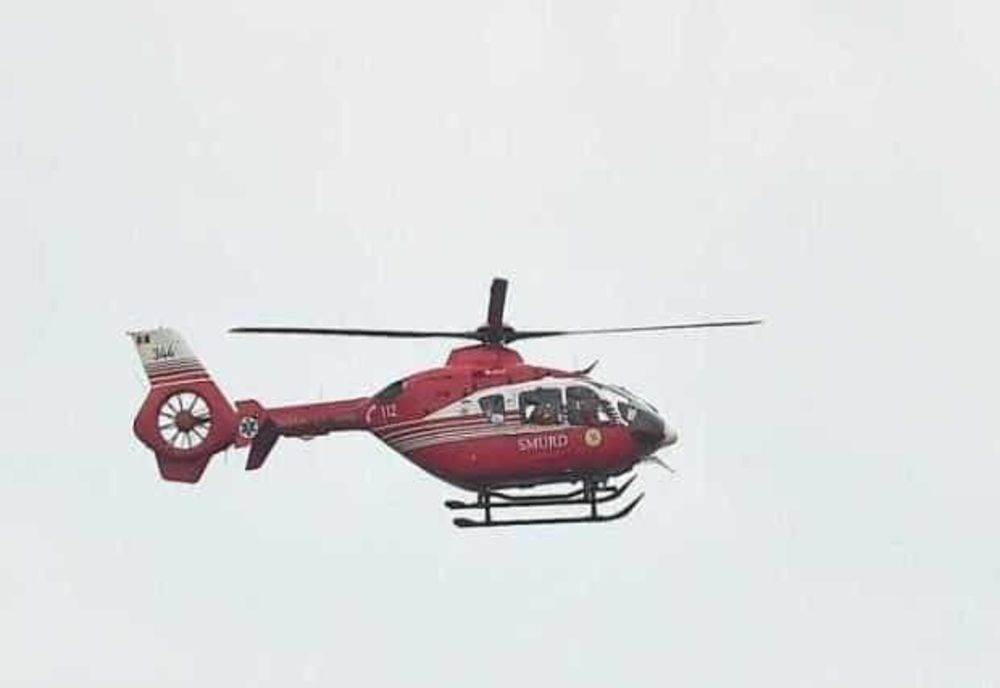 ACCIDENT ÎN PARCUL CU DINOZAURI DIN HUNEDOARA: 4 COPII RĂNIȚI ÎN URMA RUPTURII UNEI COARDE LA TIROLIANĂ