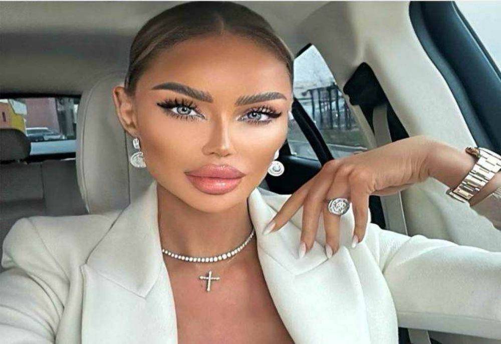 Bianca Drăguşanu şi Alţi Doi Suspecţi, Ridicaţi pentru Evaziune Fiscală