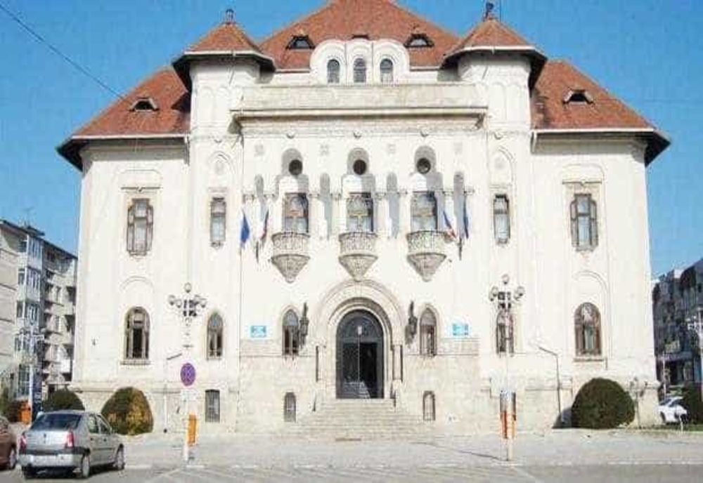 Se reorganizează Primăria Câmpulung. Serviciile funerare trec la Pieţe