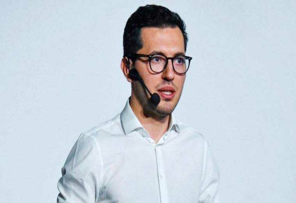 Un avocat piteştean a lansat platforma juridică Lawren, care simplifică legislaţia românească