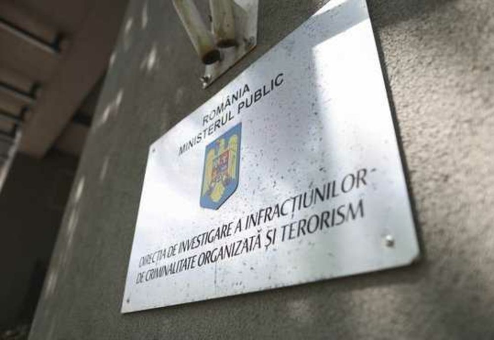 PROTESTE FAȚĂ DE PRESIUNILE ASUPRA JURNALIȘTILOR DE LA RISE PROJECT