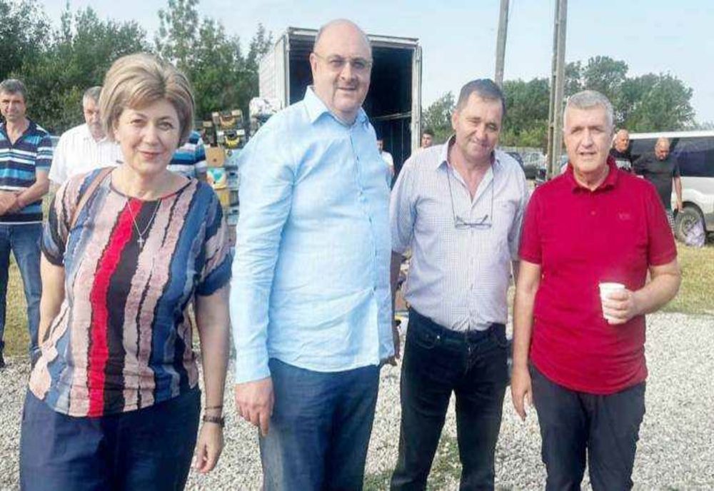 TRADIȚIONALUL TÂRG DE LA MIROȘI - PUNCT DE ÎNTÂLNIRE PENTRU PRODUCĂTORII LOCALI ȘI CUMPĂRĂTORII AVIZAȚI