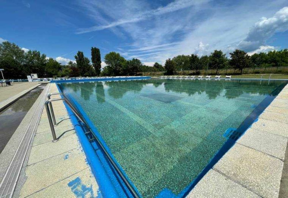 PLAJELE DIN PITEȘTI, O ALTERNATIVĂ RĂCOROASĂ PENTRU VARA CANICULARĂ