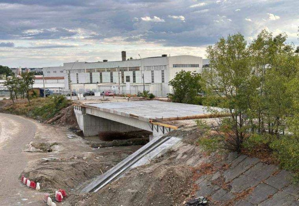 Reabilitarea podului de la pârâul Bascov: Progrese remarcabile anunțate de primarul Cristian Gentea