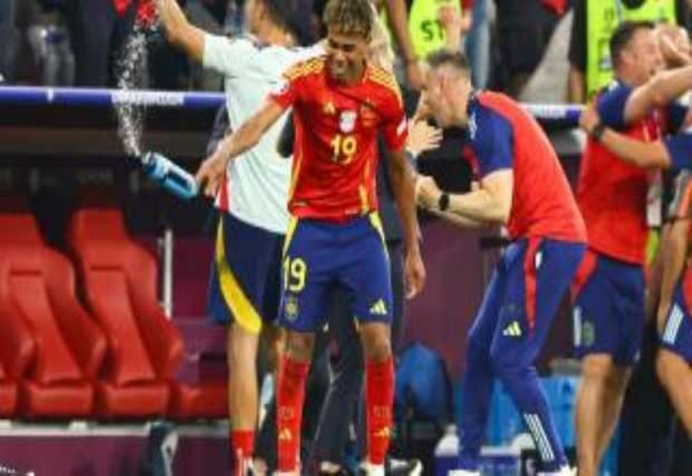 CIORNAȘUL ÎNAINTE DE MECI: SUPORTERI OLANDO-ENGLEZI, CONFRUNTARE VIOLENTĂ ÎN DORTMUND