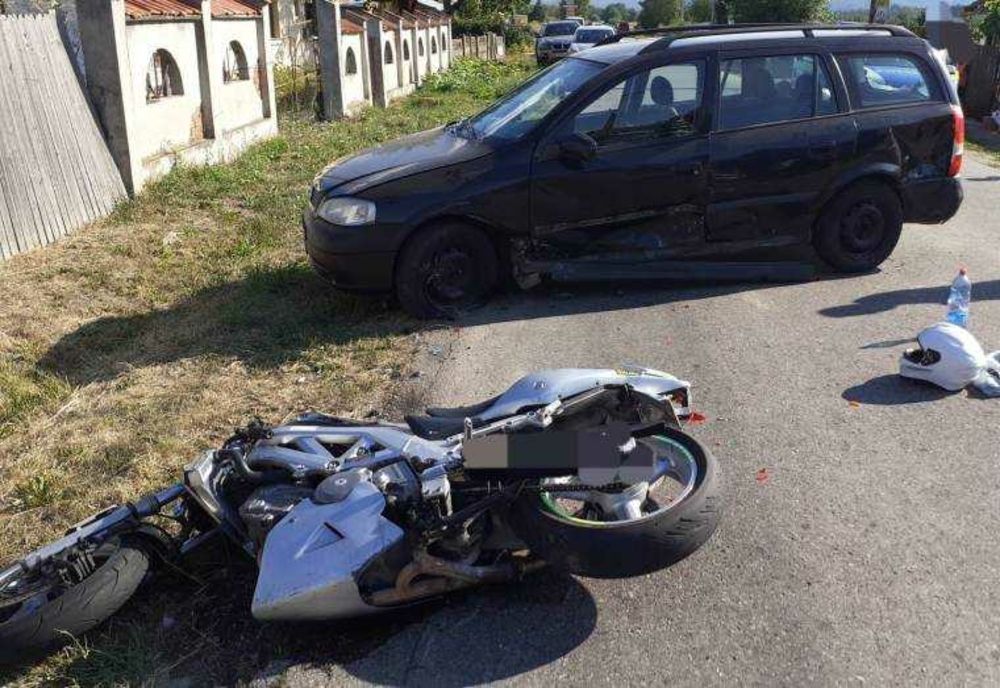 ACCIDENT RUTIER ÎN ARGEȘ: MOTOCICLIST RĂNIT GRAV ÎN COLIZIUNE