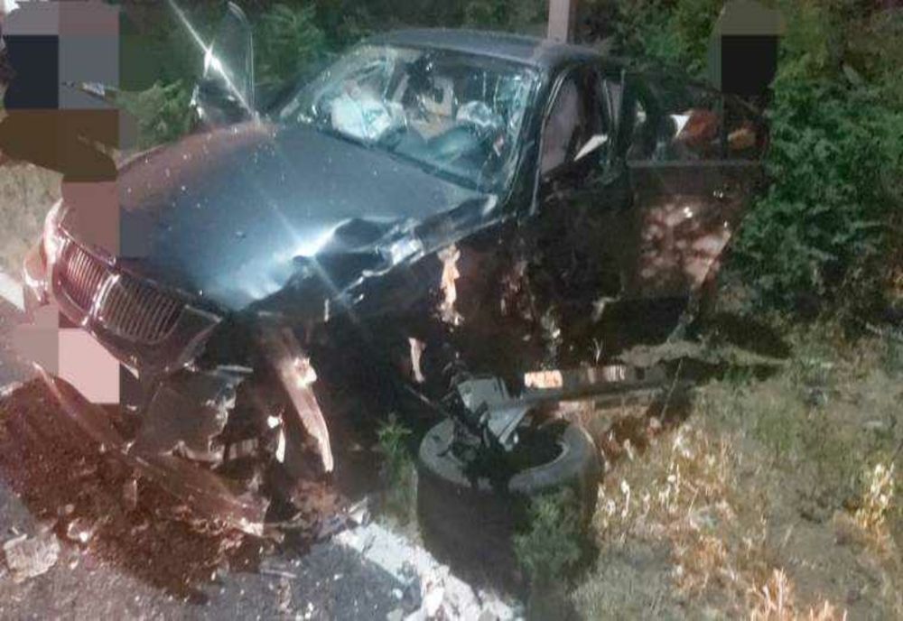 ACCIDENT GRAV ÎN COMUNA DAVIDEȘTI: VICTIME ȘI PAGUBE IMPORTANTE