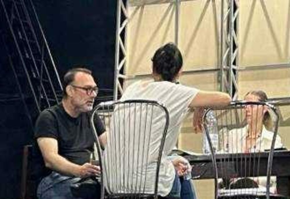 REGIZORUL BOGDAN BUDEȘ A DECEDAT BRUSC LA 52 DE ANI - TEATRUL ÎN DOLIU