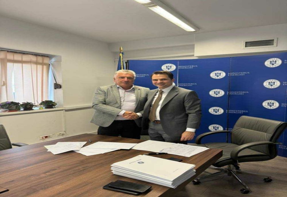 PRIMARUL CURȚII DE ARGEȘ ȘI MINISTRUL ENERGIEI AU SEMNAT CONTRACTUL DE FINANȚARE PENTRU UN PROIECT DE 1 MILION DE EURO