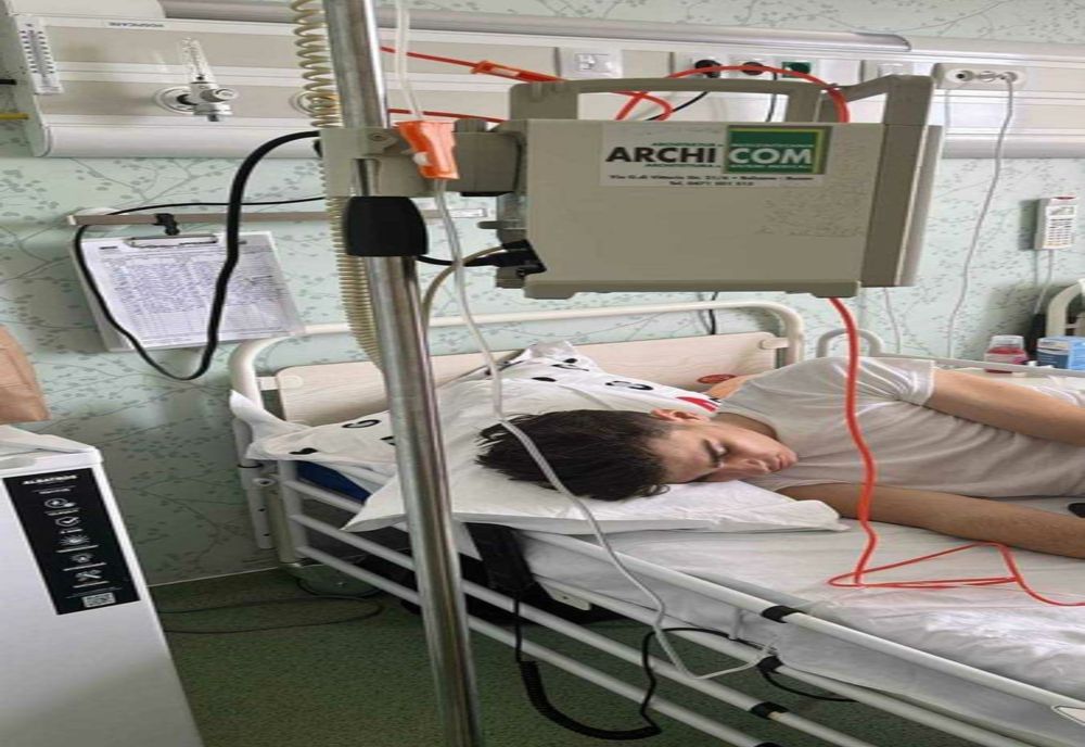 UN ELEV DE LA COLEGIUL „ALEXANDRU ODOBESCU” NEVOIEȘTE DE AJUTOR ÎN LUPA CU CANCERUL