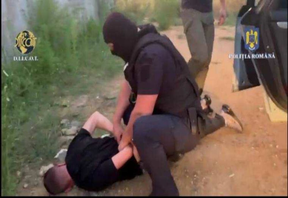 DEZMĂȚ ÎN LUMEA INTERLOPĂ: TRAFIC DE DROGURI DE RISC ȘI OPERAȚIUNI ILICITE DESCOPERITE ÎN JUDEȚUL ARGEȘ