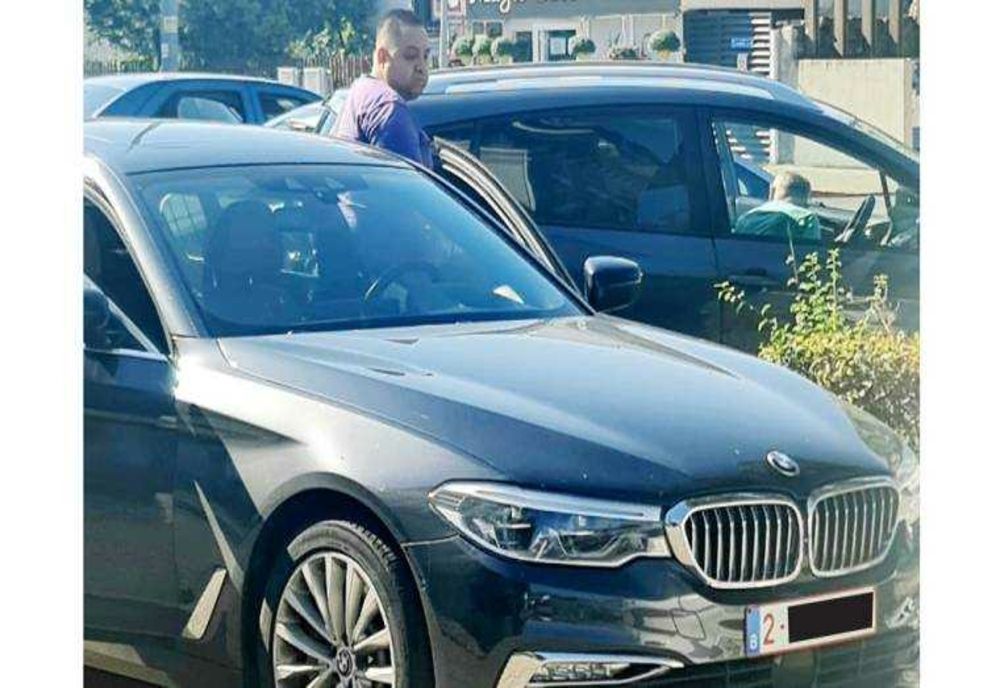 SCANDAL ÎN PARCARE: AGRESIVITATE ÎN LOC DE BUN SIMȚ