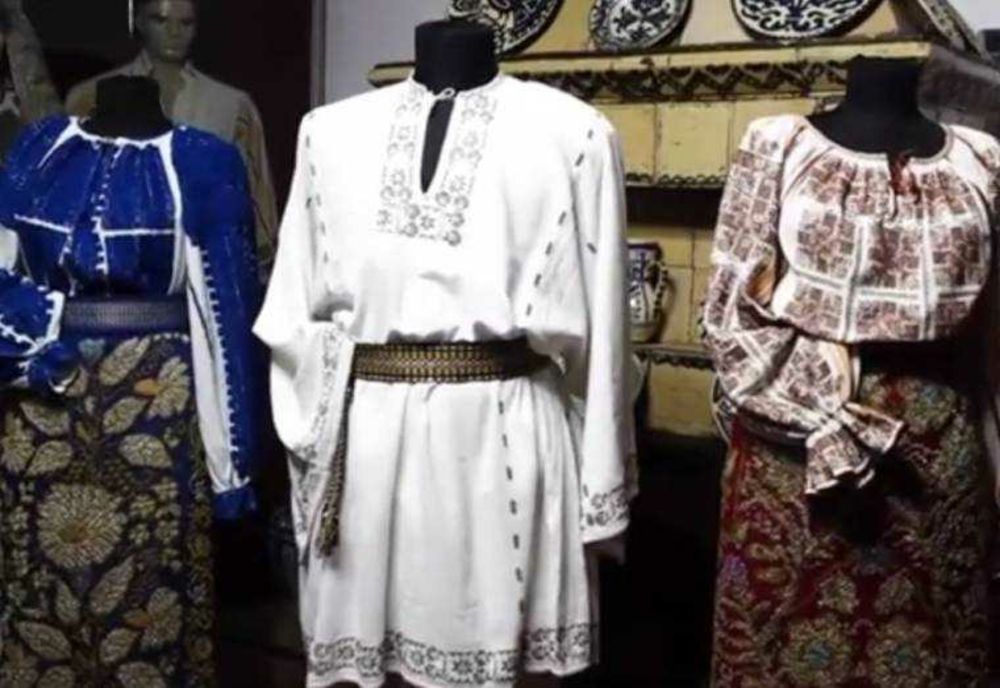 FRUMUSEȚEA PORTULUI POPULAR MUSCELEAN ÎN COLECȚIA PERSONALĂ A LUI IONUȚ FINTOIU