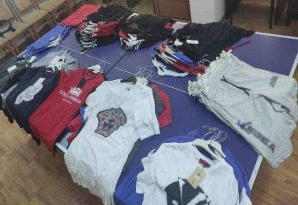 ROMÂNII VOR FI OBLIGAȚI SĂ COLECTEZE TEXTILELE VECHI PENTRU RECICLARE