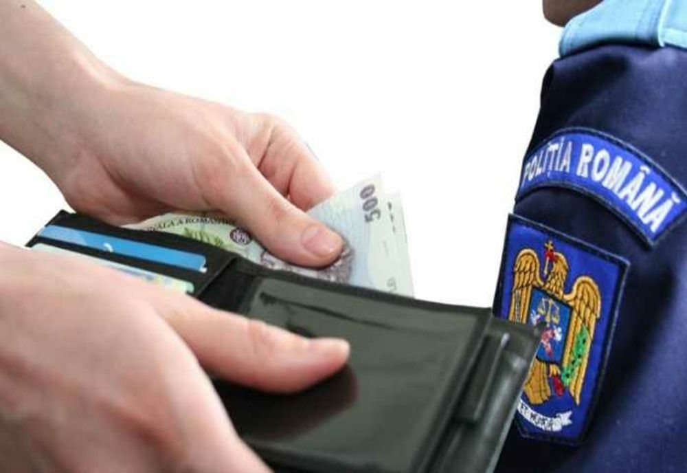 DEZVĂLUIRI PRIVIND DĂRILE DE MITĂ CĂTRU POLIȚIȘTI