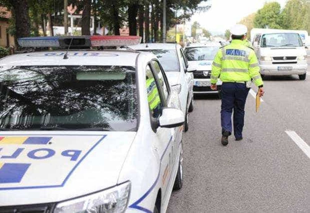 ȘOFER DIN ȚIȚEȘTI, OPRIT DE POLIȚIȘTI PENTRU CONDUIT PERICULOS