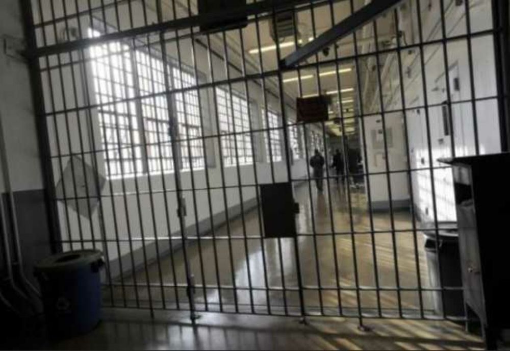 INCĂLCAREA ORDINULUI DE PROTECȚIE: BĂRBATUL REȚINUT PENTRU AMENINȚĂRI